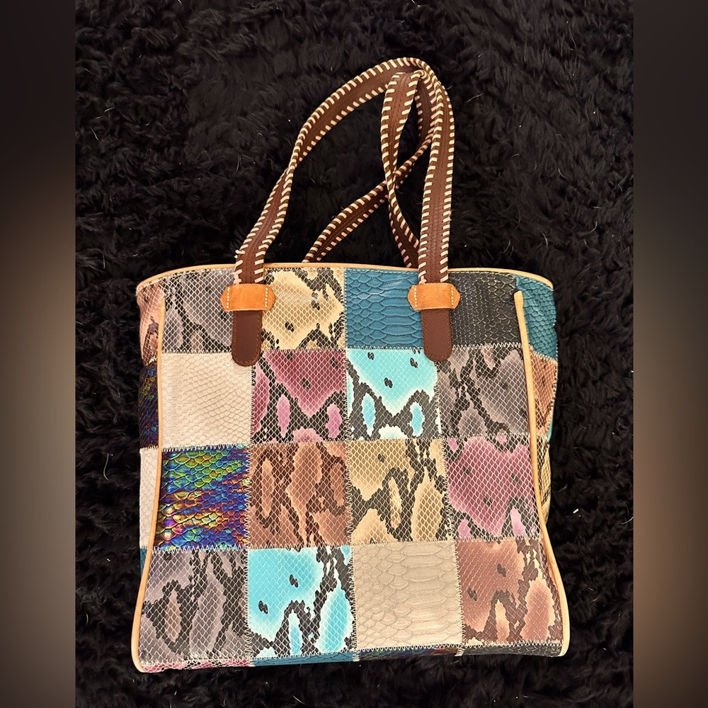 Consuela tote. Perfect condition. Less than half what I paid